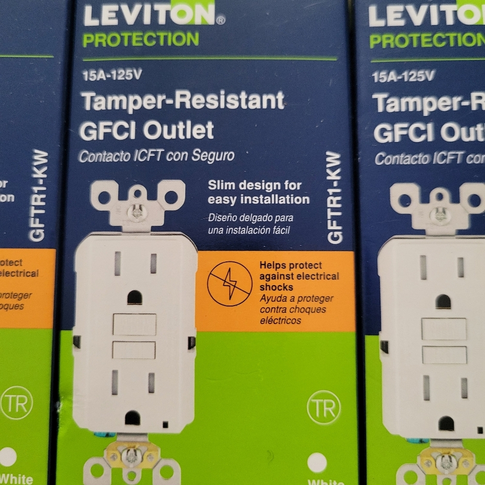 NEW Leviton 15 Amp 125-Volt Tamper Resistant GFCI Outlet White Color